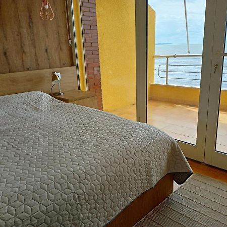 Apartman Dagmar Durres Bagian luar foto