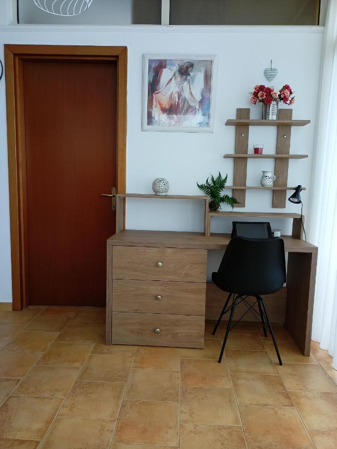 Apartman Dagmar Durres Bagian luar foto